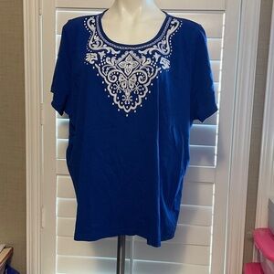 Croft & Barrow Royal Blue Embroidered Short Sleeve Top